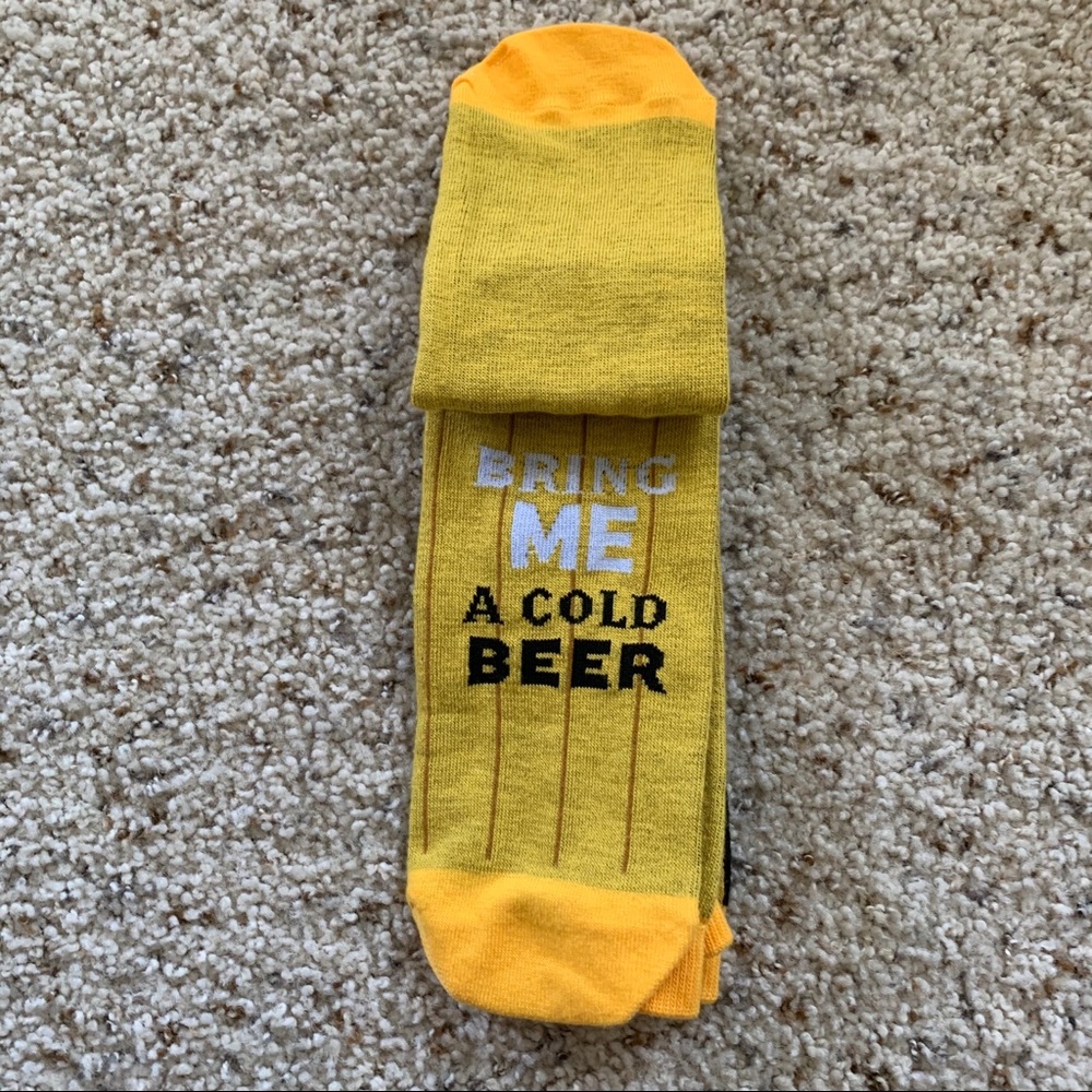BEER NOVELTY SOCKS NWT - Picture 2 of 3
